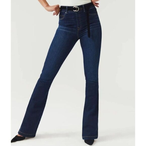 SPANX EveryWear Flare Jeans Size Medium High Rise - Picture 2 of 8